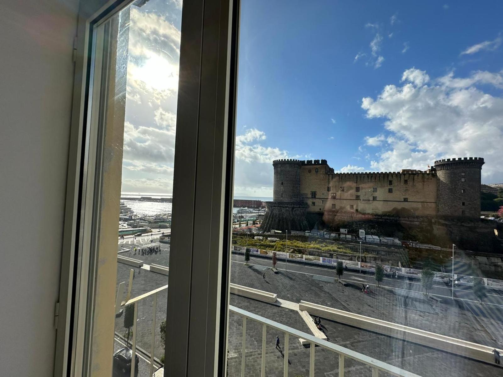 La Dimora Al Castello Central Flat Naples - My Place Экстерьер фото