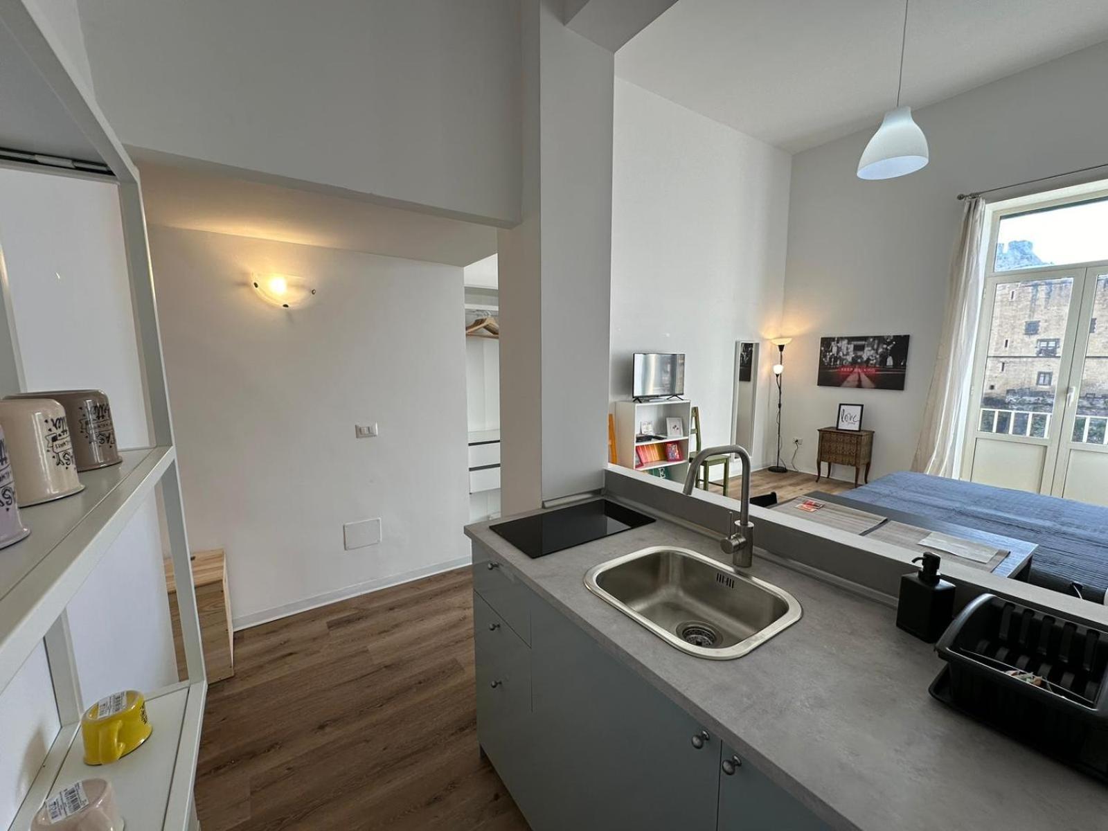 La Dimora Al Castello Central Flat Naples - My Place Экстерьер фото