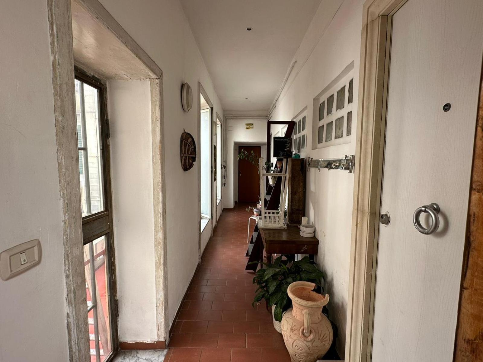 La Dimora Al Castello Central Flat Naples - My Place Экстерьер фото